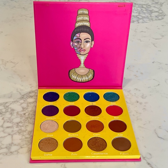 Juvia’s Place Masquerade Mini - Picture 1 of 2